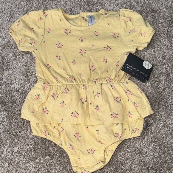 Modern moments by Gerber Yellow Floral Baby Romper - Picture 1 of 3